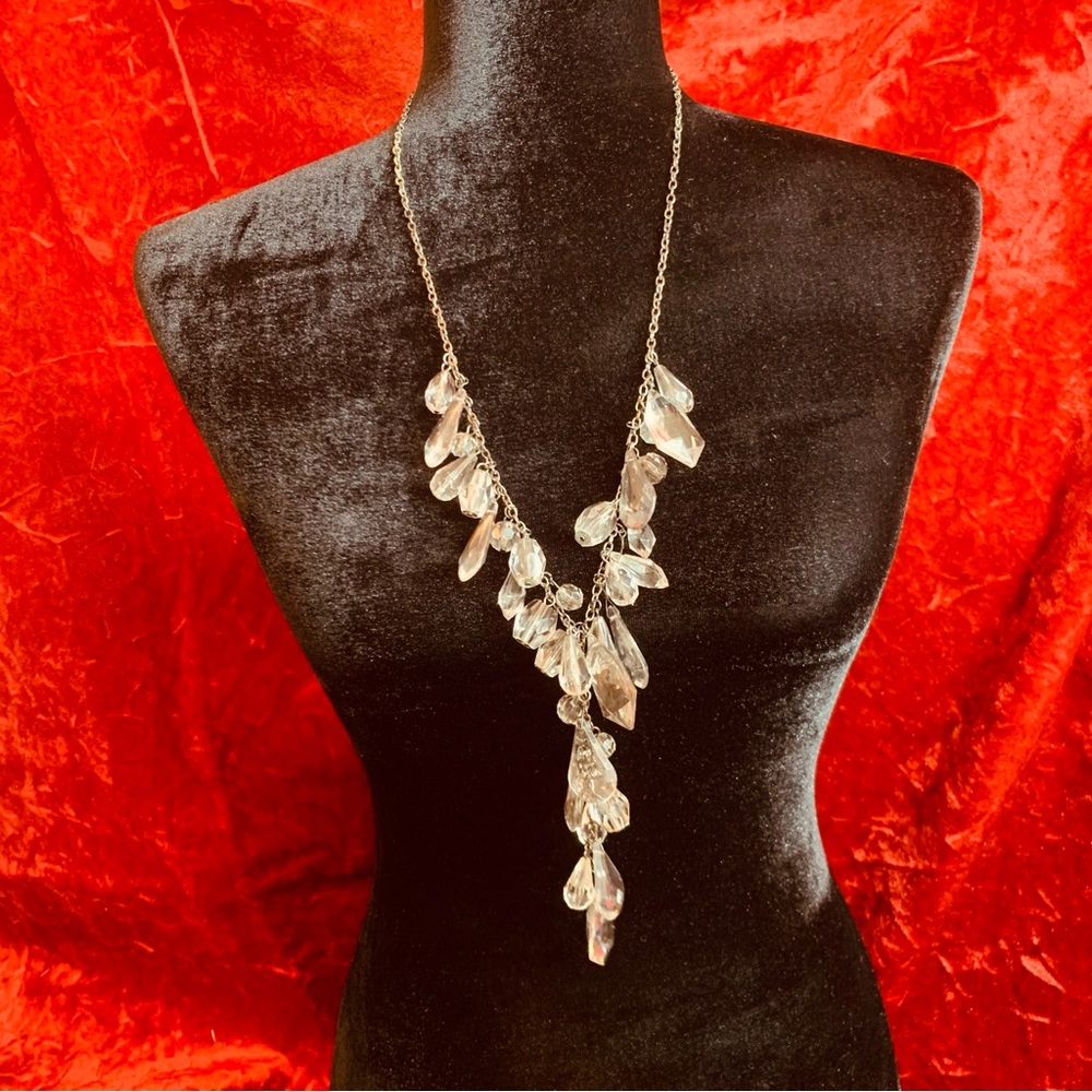 Gorgeous Gold Tone Chain with Variety of Clear Crystal Gems